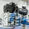 Die servohydraulische Antriebslösung von Bosch Rexroth erhöht die Energieeffizienz von Tiefziehpressen.